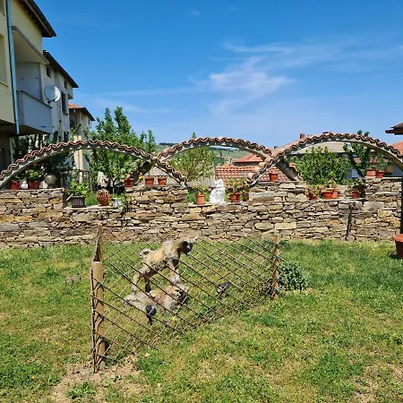 招待所 Balabanovata Kashta 2*